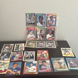 22 classic baseball cards